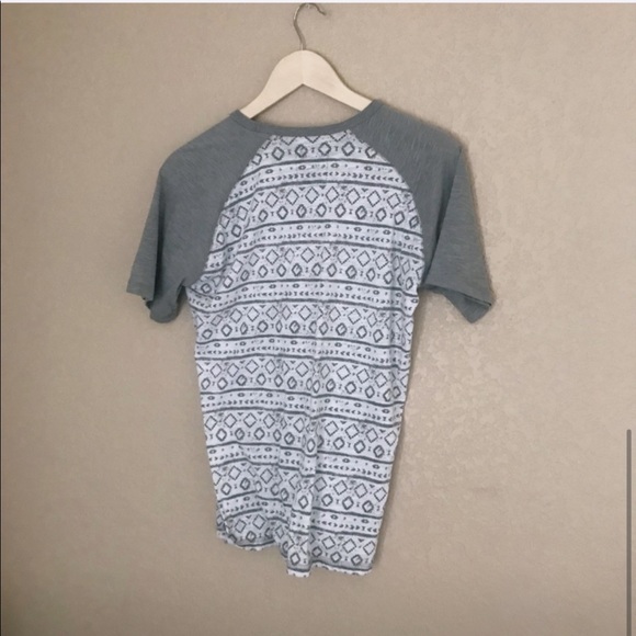 Dikotomy • Gray Tee - Picture 4 of 4